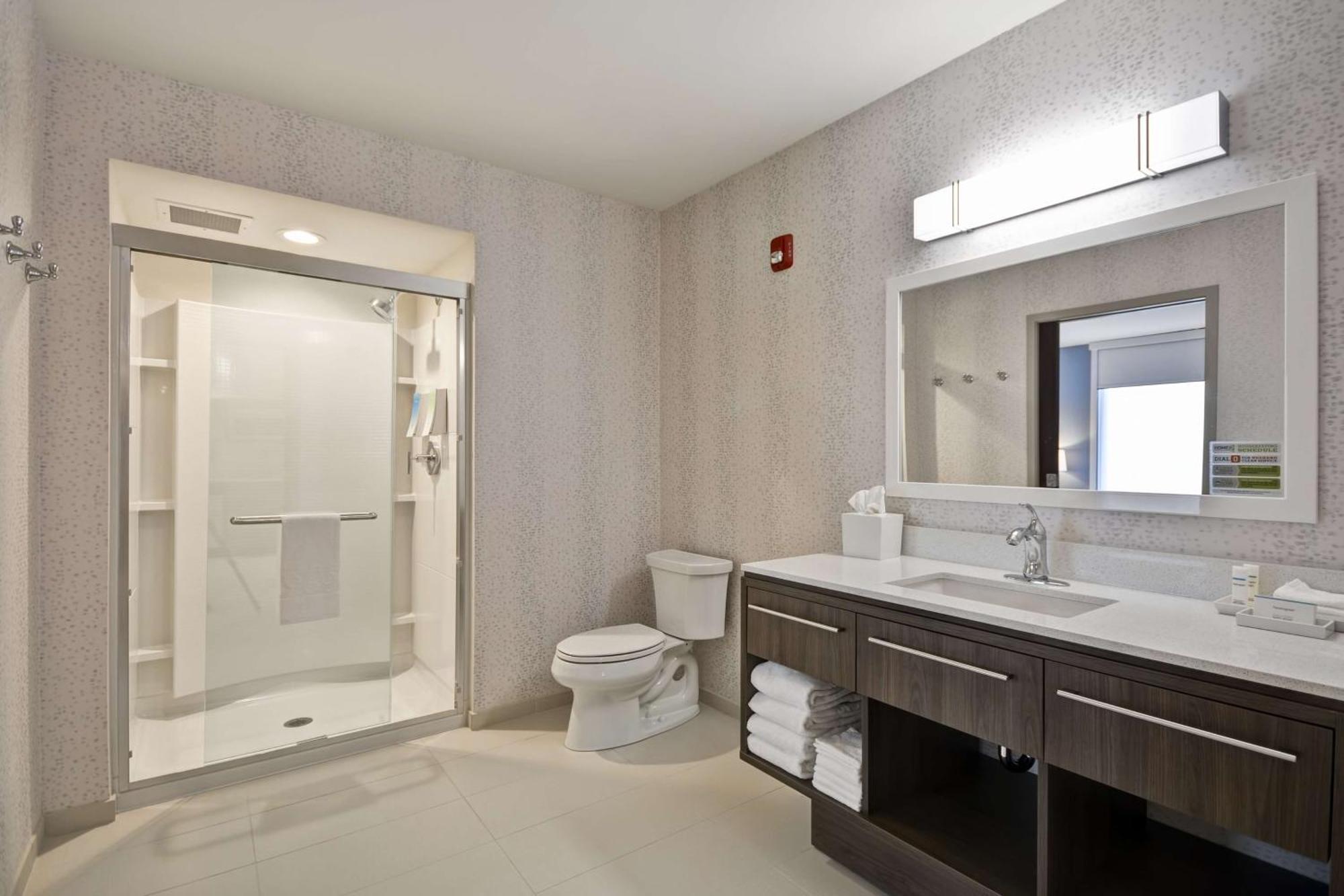 Home2 Suites By Hilton Columbus Airport East Broad Экстерьер фото